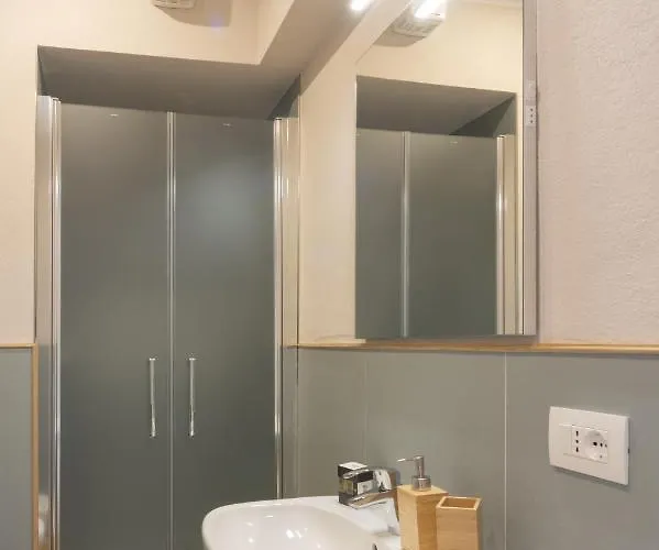 לינה וארוחת בוקר Ca Piodee Faggeto Lario