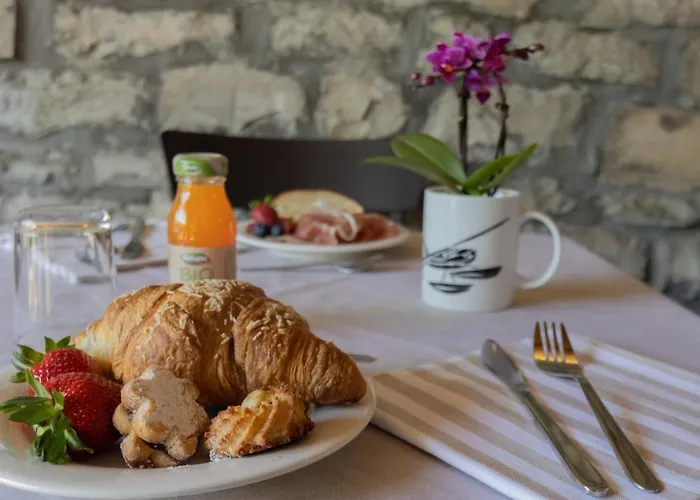 Ca Piodee לינה וארוחת בוקר 4*